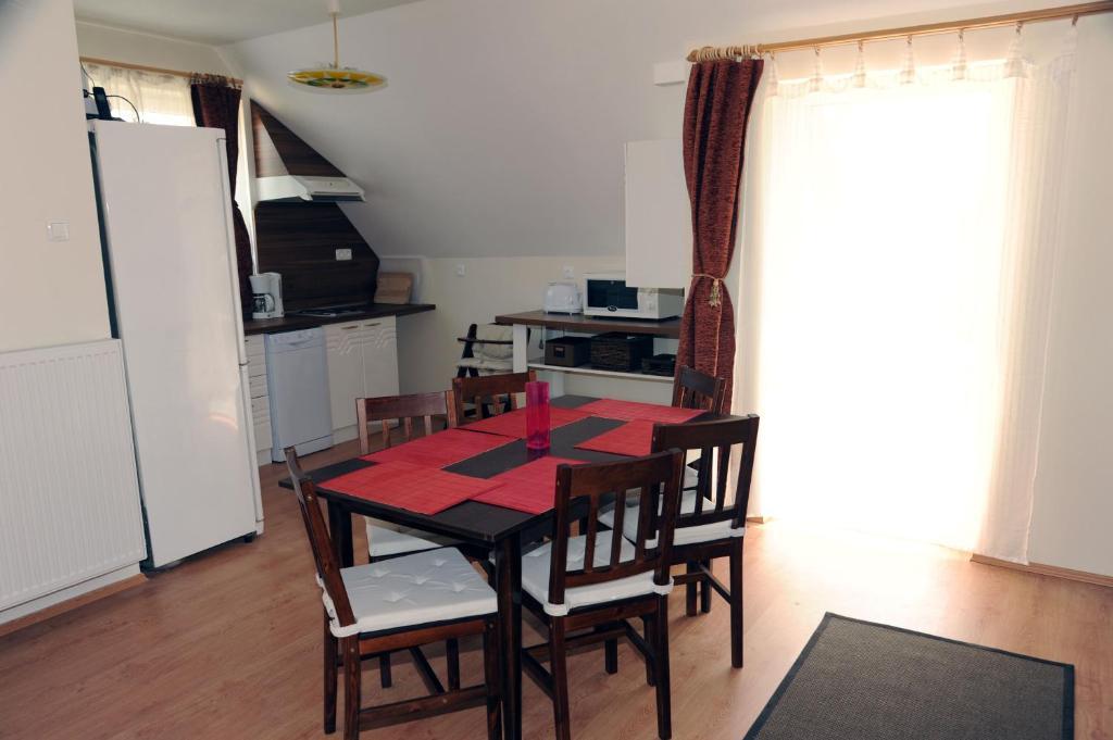 Arany Szolo Wellness Apartmanhaz Hévíz Kamer foto