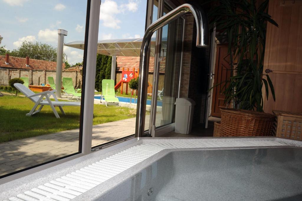 Arany Szolo Wellness Apartmanhaz Hévíz Buitenkant foto